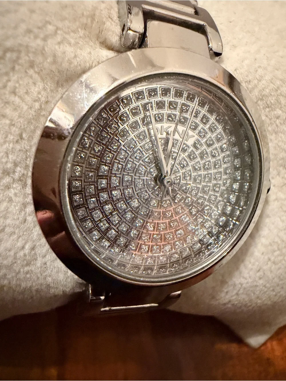 DKNY Quartz Watch Crystal Face Women Silver Steel Analog ** Needs Battery **